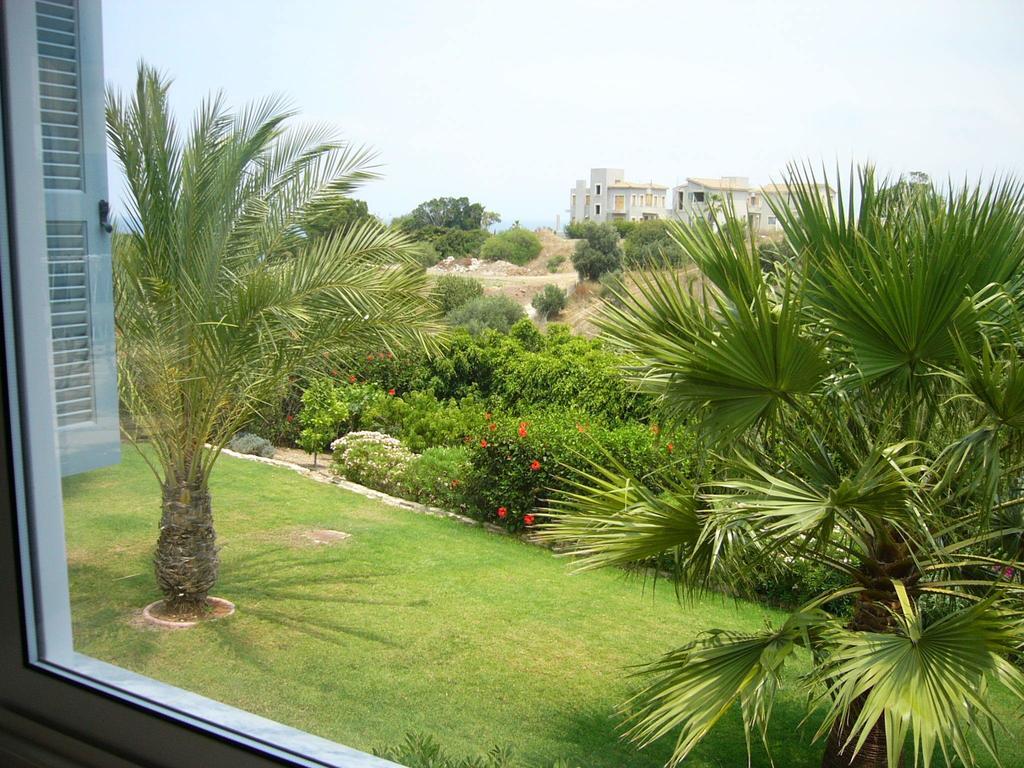 Villa Riverside Polis Rum bild