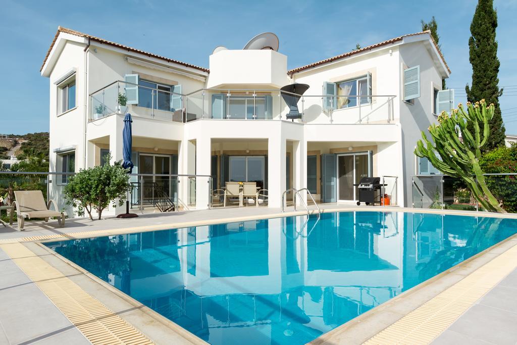 Villa Riverside Polis Exteriör bild